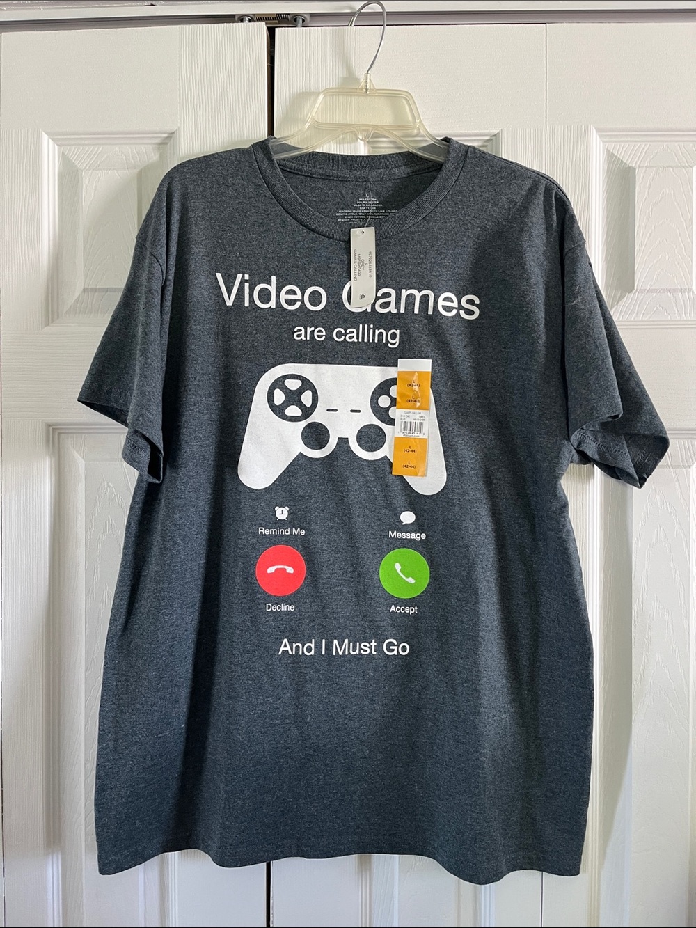 Charcoal Graphic 'Video Games Are Calling' Short Sleeve Tee